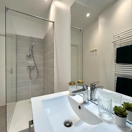 Duplex Urbain Proche Centre-ville De - 6 Pers * Lyon